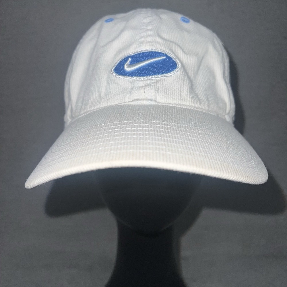 VTG Nike Silver Tag Cap Hat Cream Embroidered Swoosh Strapback Golf 2000's Y2K